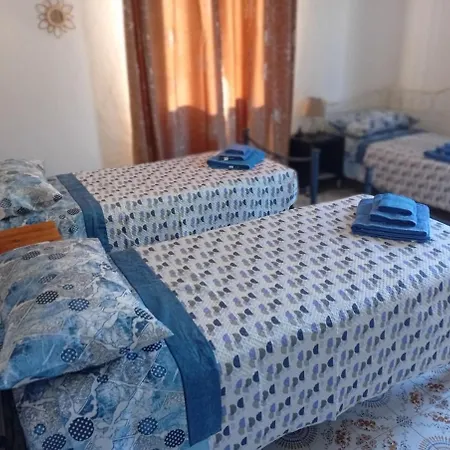 Harmony House 4-bed With Private Parking *